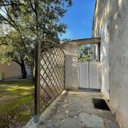 Villa Villa Porto-Vecchio, 3 Pieces, 6 Personnes - Fr-1-62-143 *